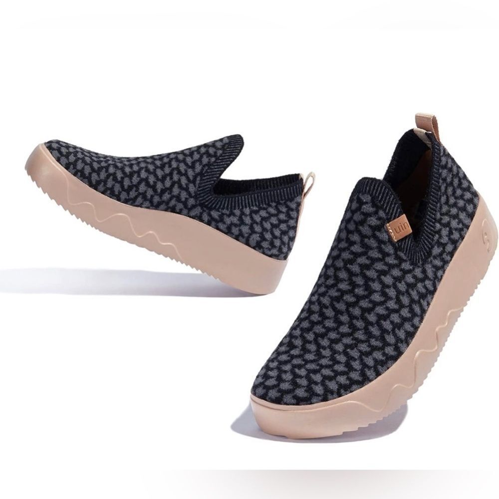 UIN Women's Travel Shoes Knitted Comfort Sneaker Fuerteventura(Mysterious Black) - Picture 5 of 8